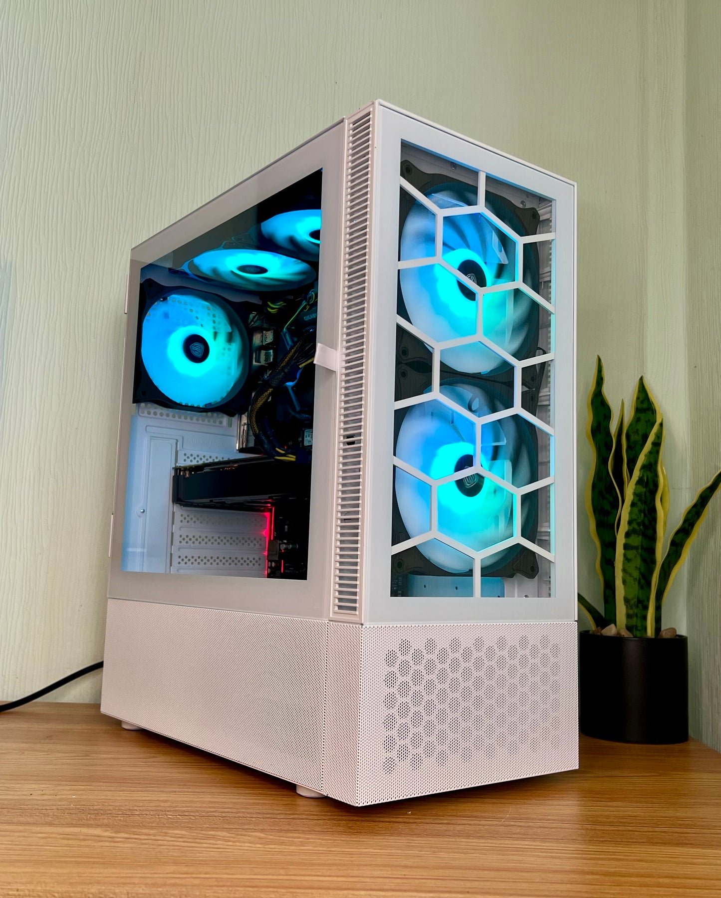 Kolink Gaming Pc Intel Quad Core i5 White MX 1